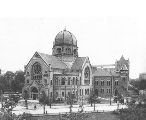 Historisches Bild der Bornplatz-Synagoge.