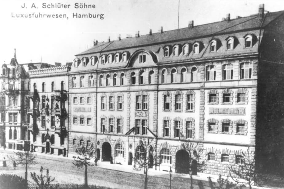 Historisches Foto des Gebäudes am Allende-Platz 1