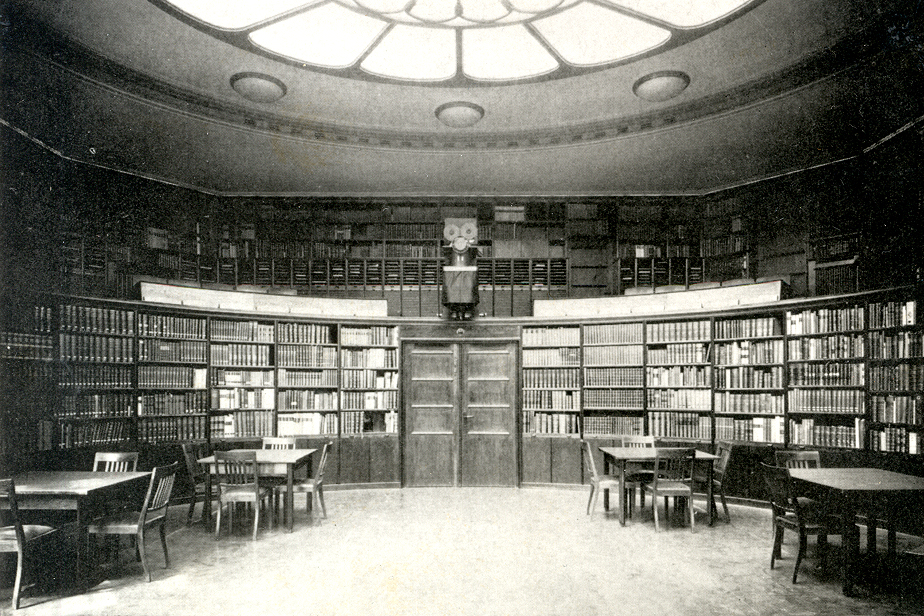 Reading room of the Kulturwissenschaftliche Bibliothek Warburg, 1926
